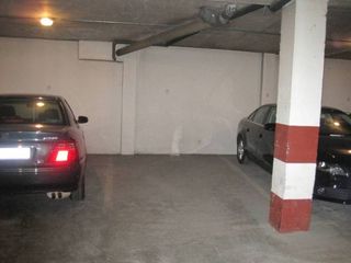 Car parking  Calle la paloma. Garaje en alquiler