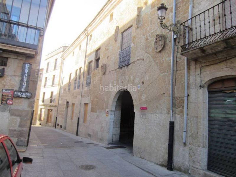 Foto f96a1771-9218-4f2c-8e5f-9d75c39ee9eb. Aparcament cotxe a Ciudad Rodrigo
