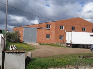 Industrial building  Carretera ivanrey. Nave industrial en venta