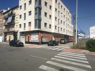 Lloguer Local Comercial a Calle hermanos pinzon 1. Local en alquiler en ciudad rodrigo