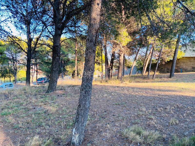 Foto 30e4a83b-5e89-41b4-a64a-d36a288328b7. Terreny residencial a plaça hostalets urb b1 residenc 9p a Llers