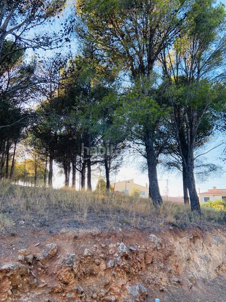 Foto ec35b11a-c735-4b3b-ae1c-f5af4a8c71d0. Terreny residencial a plaça hostalets urb b1 residenc 9p a Llers