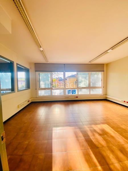 Foto 9a921147-c3a6-4254-8bdd-c39cd4997ffe. Ufficio in Sant Narcis Girona