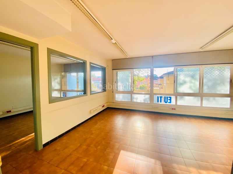 Foto c5cbb4de-c313-4288-af10-cc037ab3541e. Ufficio in Sant Narcis Girona