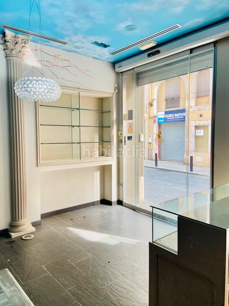 Foto 57772be9-ee3f-428a-a047-5a6c7d02e4be. Affitto locale commerciale in carrer sant pau 32 in Figueres