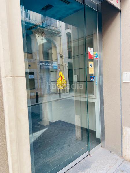 Foto 0ef81849-92b2-4368-8bc9-0cdf87e80963. Lloguer local comercial a carrer sant pau 32 a Centre Figueres