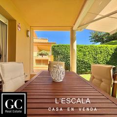 Maison jumelée à Port - La Clota - Puig Sec. Oportunitat a l’escala