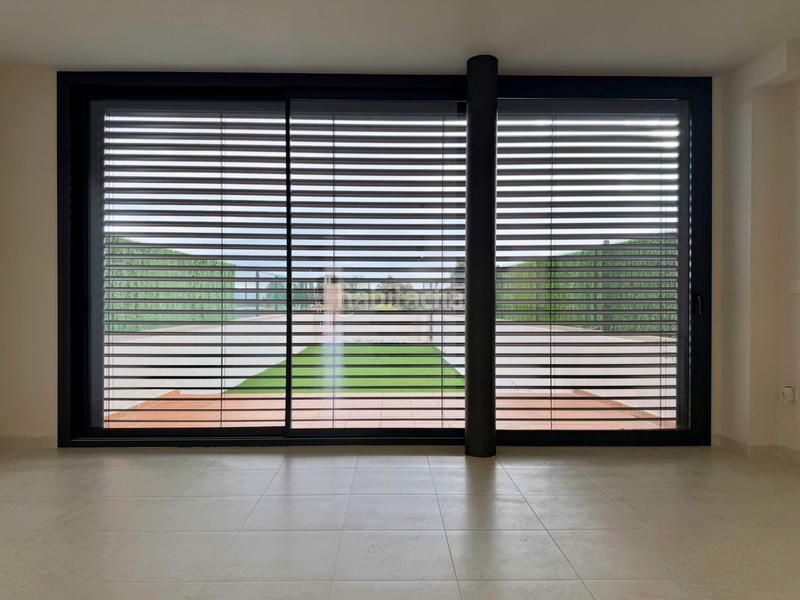 Foto 13ee0ad2-9f50-42f4-8271-4689dba542bd. Casa bifamiliare con riscaldamento parcheggio in Riumors