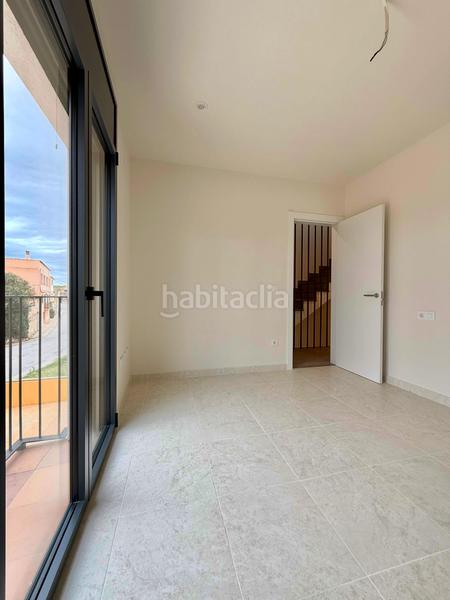 Foto 99e23525-e03d-40df-8c2f-c5d18fa8b71a. Casa bifamiliare con riscaldamento parcheggio in Riumors