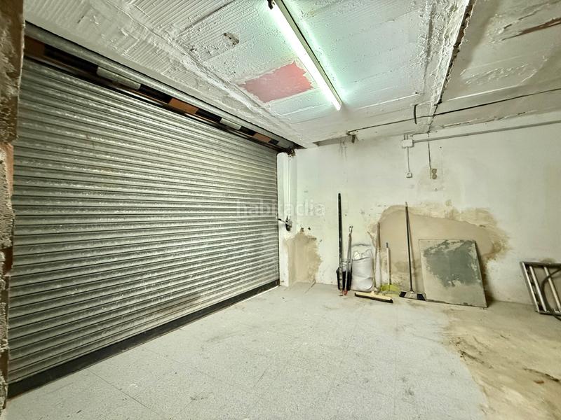 Foto 09fcb5a5-dd89-456e-8607-c4add8c8e4fe. Masia amb xemeneia calefacció aparcament a Borrassà