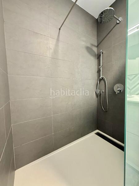 Foto 35217af6-12d4-430d-8c8f-65d9a7abeb0d. Masia amb xemeneia calefacció aparcament a Borrassà