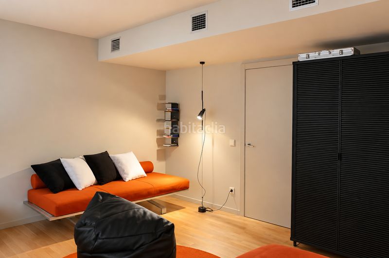 Foto 9431bd67-882e-465d-9383-558d2436ea57. Appartamento in carrer d’oriol martorell i codina 16 in Girona