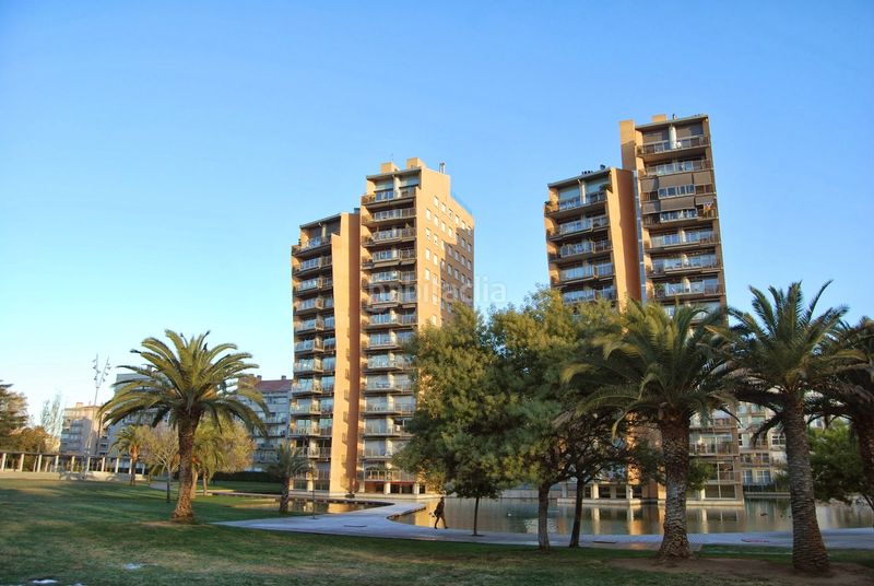Foto b9669b31-aa1b-4dba-a85a-7550c49ce8f9. Appartamento in carrer d’oriol martorell i codina 16 in Girona