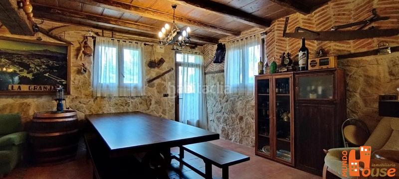Foto 11229a8b-89ef-40f4-8792-3897060c400d. Chalet with heating in San Ildefonso