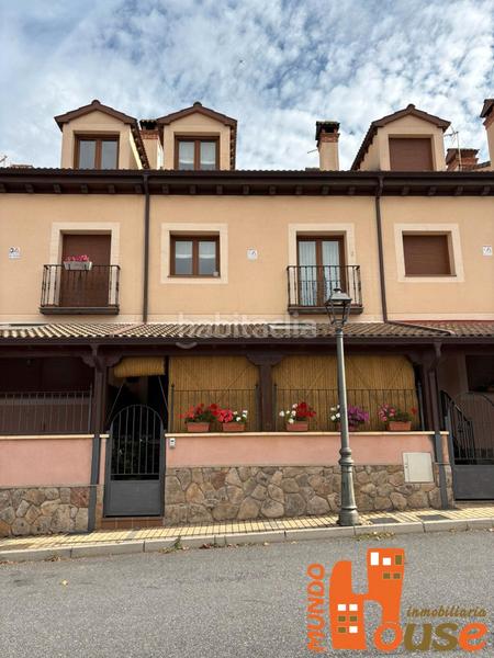 Foto 2097d544-d3c0-4ede-8a8f-7105fb7b45f0. Chalet mit kamin heizung parking in San Ildefonso