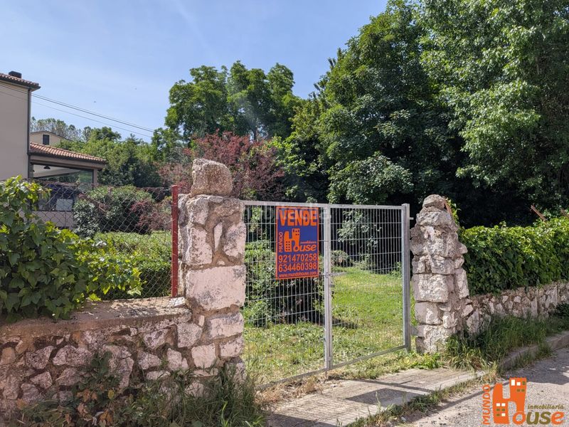 Foto 1ef4d9f9-c953-4238-90ab-196536b43f84. Terreny residencial a San Ildefonso