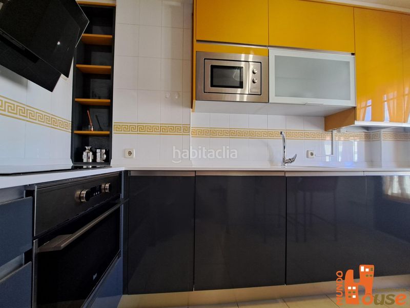 Foto a8baafe7-1f37-4052-b896-23341a865749. Duplex con riscaldamento in Centro Segovia
