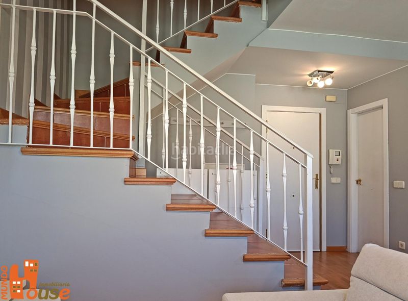 Foto f269e85c-26fa-433a-a373-7a7c3bd89ce3. Duplex con riscaldamento in Centro Segovia