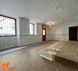 Local Comercial  Calle infantes. Local en venta en san ildefonso