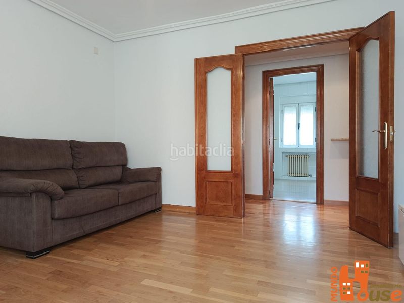 Foto 7be032a2-2da0-4934-8164-090a331215af. Lloguer pis a San Ildefonso
