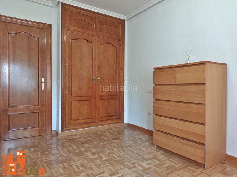 Foto 0afff5be-215b-49d3-8874-2d8b4fe7b5e3. Location appartement dans San Ildefonso
