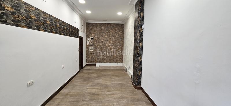 Foto be0d5a83-d0fd-4df5-9807-d719c9267188. Lloguer local comercial a alameda de recalde 48 a Bilbao