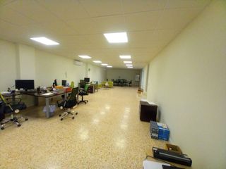 Local Comercial  Calle antonino sistac. Centrico local en venta en binefar