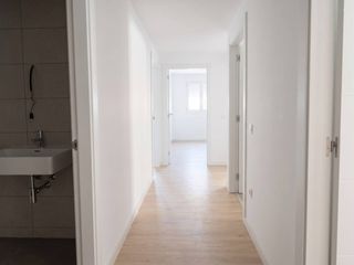 Piso  Calle segrià. Venta de piso moderno en almacelles. parking incluido.