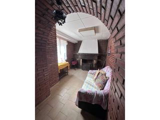 Casa bifamiliare  Calle landas. Casa en venta en naval