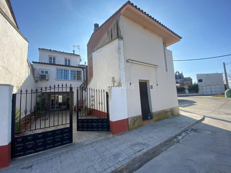 Foto 76b3ff9e-8adc-48c7-9212-aa73f7bb4472. Casa amb calefacció aparcament a Monzón