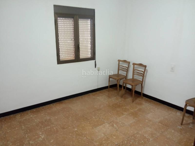 Foto 6090dd27-4830-4535-9eca-c6346bb62c9a. Casa  y almacén en venta en Binéfar