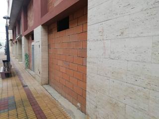 Location Local commercial  Calle aragón. Local en alquiler en binéfar