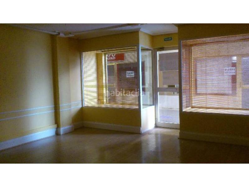 Foto de2c7d4b-a7ee-4796-86cf-a6b457c99633. Geschäftsraum in Barbastro