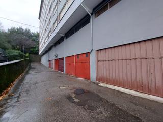 Aparcament cotxe a Villabona