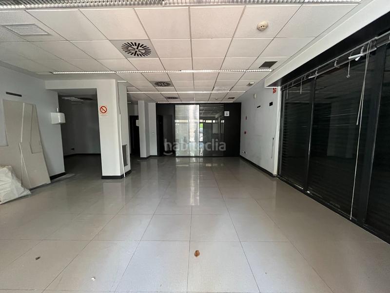 Foto 753c9357-992c-42f4-9828-44103f7e066a. Location local commercial dans Urnieta