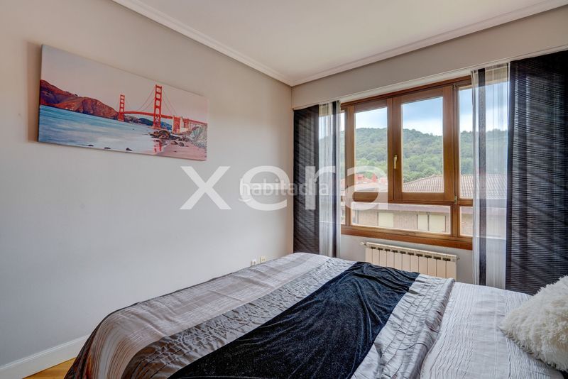 Foto e2a43359-06ac-4daa-a25e-c9544892d5ec. Casa adossada amb calefacció a Urnieta