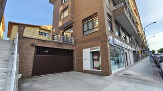 Aparcament cotxe a Urnieta