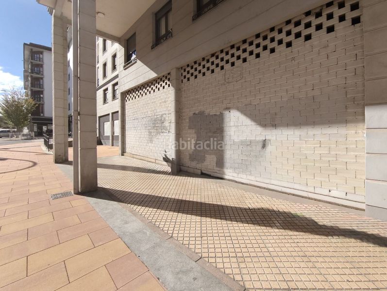 Foto 852aa0b1-1395-4639-9412-06f2d0565198. Local comercial a Urnieta