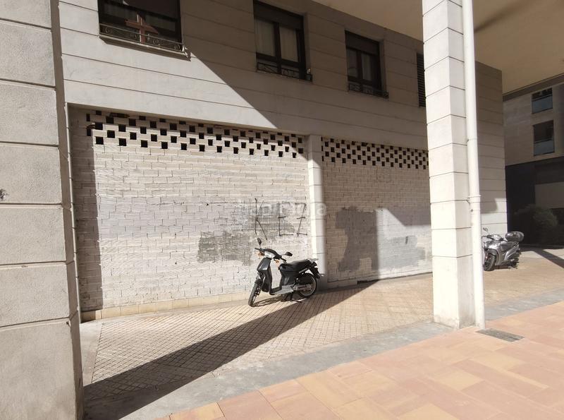 Foto e569b9d9-6a03-4699-8a34-0c146072a8cd. Local commercial dans Urnieta