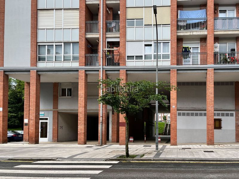 Foto d7405cad-db9e-4d92-a38c-f8cce88d715b. Aparcament cotxe a Urnieta