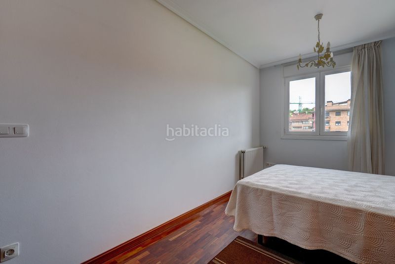 Foto f0d52a61-04d4-473e-9847-59eed25d0e98. Pis amb calefacció a Urnieta