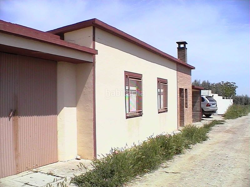 Foto 2e4f6469-39cf-47bf-bd62-5c22b12b22e3. Masia amb aparcament a Barillas