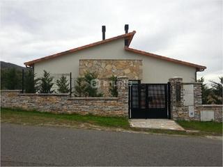 Lloguer Estudi a Jaitzubia auzoa 256. Ideal solter@s o separad@s. tranquilidad. del garaje a casa.