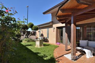 Casa  Galán bergua. Chalet de lujo en garrapinilloscentro
