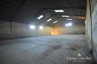 Nau industrial  Cuevas. Nave agrícola en bárboles