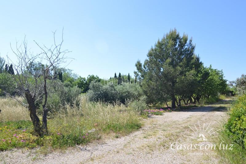 Foto c6446ae1-dbd7-4fe6-b041-afa43f921c92. Masía finca rústica en urbanización los cipreses en Zaragoza