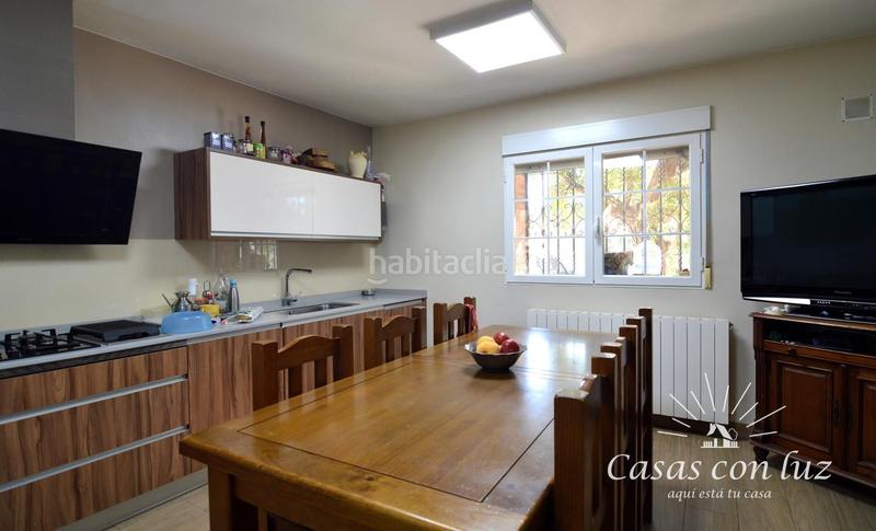 Foto 232bf4ef-5863-48cf-866c-614314961708. Casa amb calefacció piscina a Garrapinillos Zaragoza