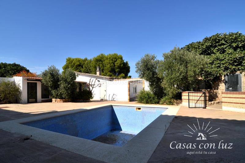 Foto 61954f95-ca53-446c-a025-8c582c25b3e9. Casa amb calefacció piscina a Garrapinillos Zaragoza