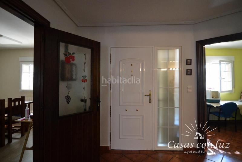 Foto c046fcd1-f1bc-4685-9d44-29d159ae4c8b. Casa amb calefacció piscina a Garrapinillos Zaragoza