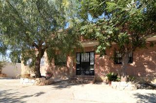 Casa  C, los cipreses. Chalet independiente en urbanización los cipreses garrapinillos